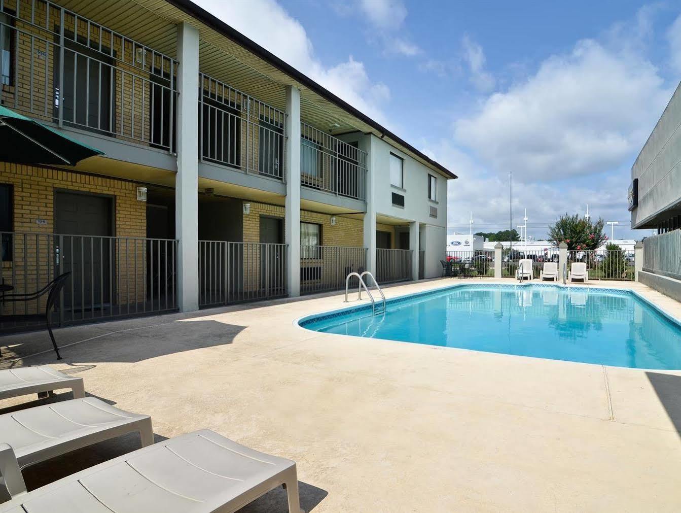 Red Roof Inn Muscle Shoals Ngoại thất bức ảnh